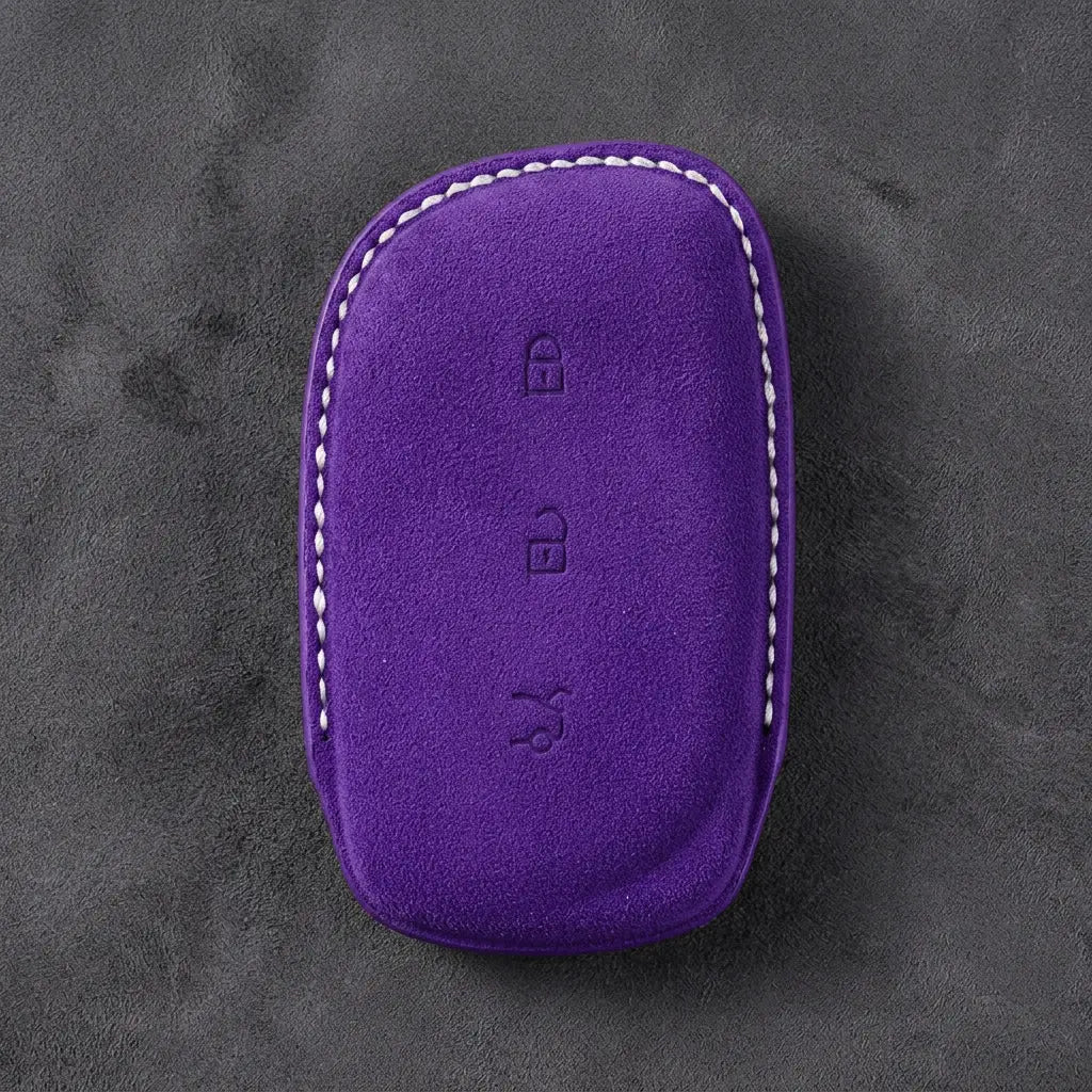 Lynk & Co Hand-Stitched Alcantara Key Fob Cover – Curved 3-Button